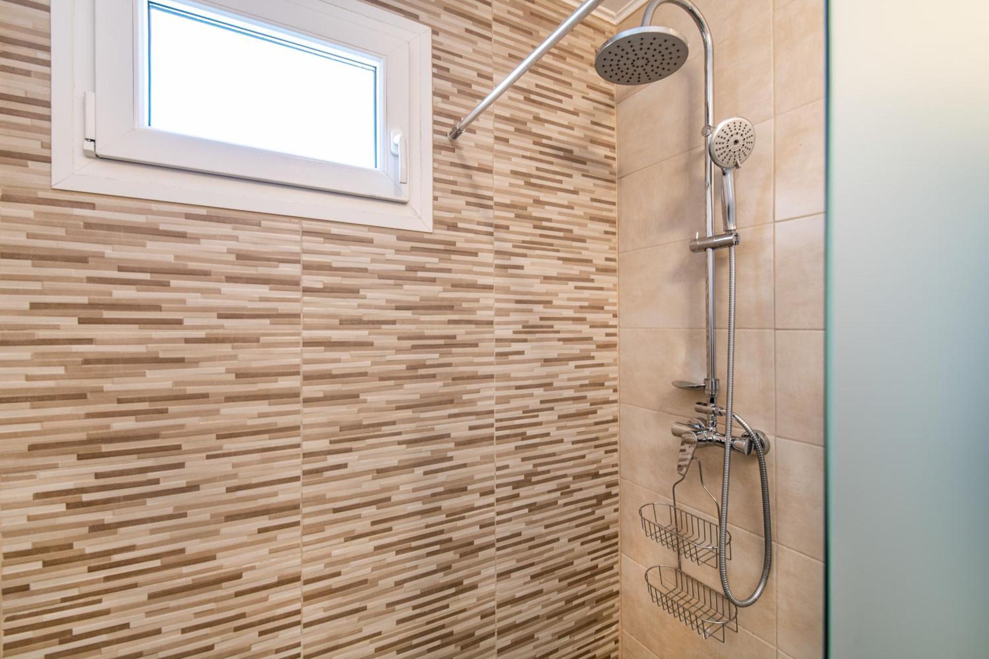 Springhome - Cozy Apartment With Balcony & Parking Μπρασόβ Εξωτερικό φωτογραφία